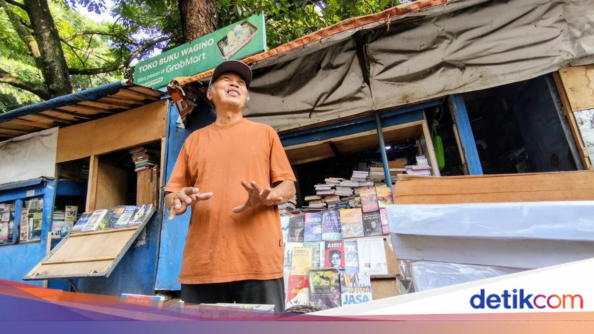 Kisah Wagino, 25 Tahun Jualan Buku di DU Kini Pasrah Digusur