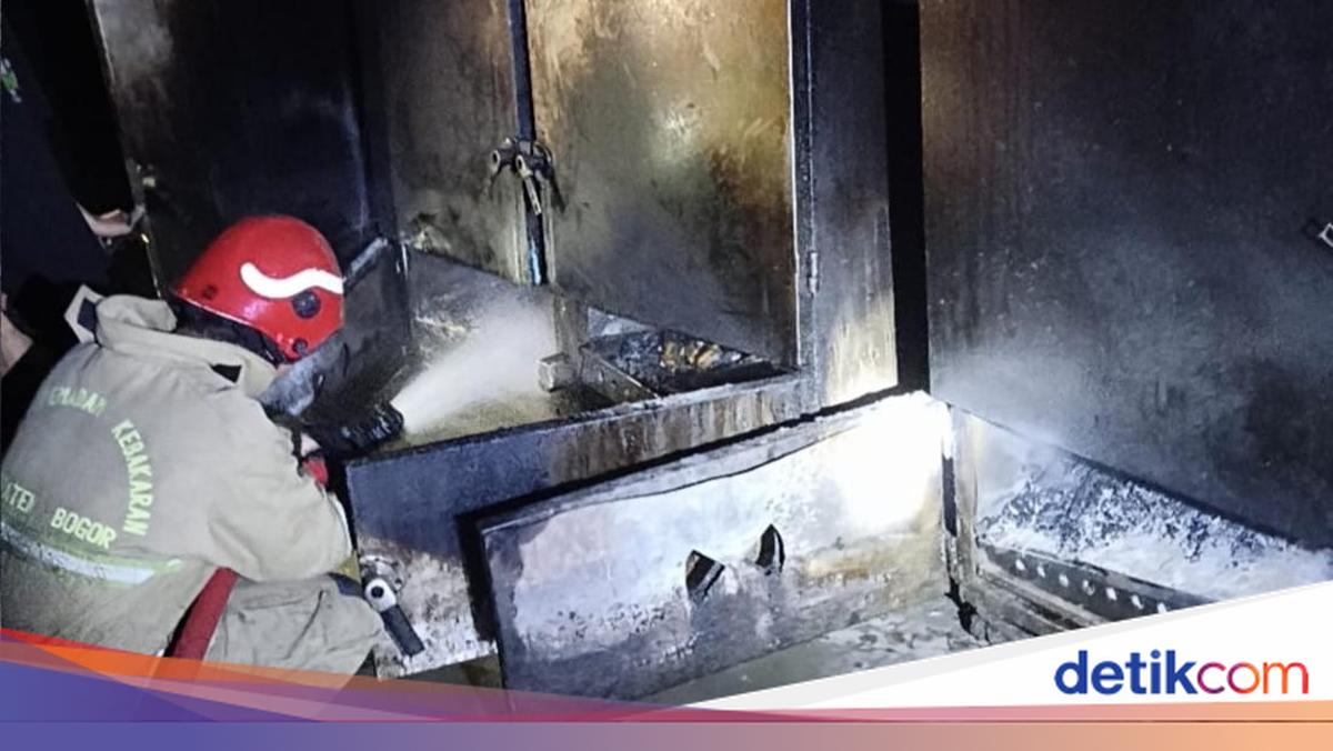 Tempat Pengolahan Daging di Cibinong Kebakaran, Tak Ada Korban Jiwa