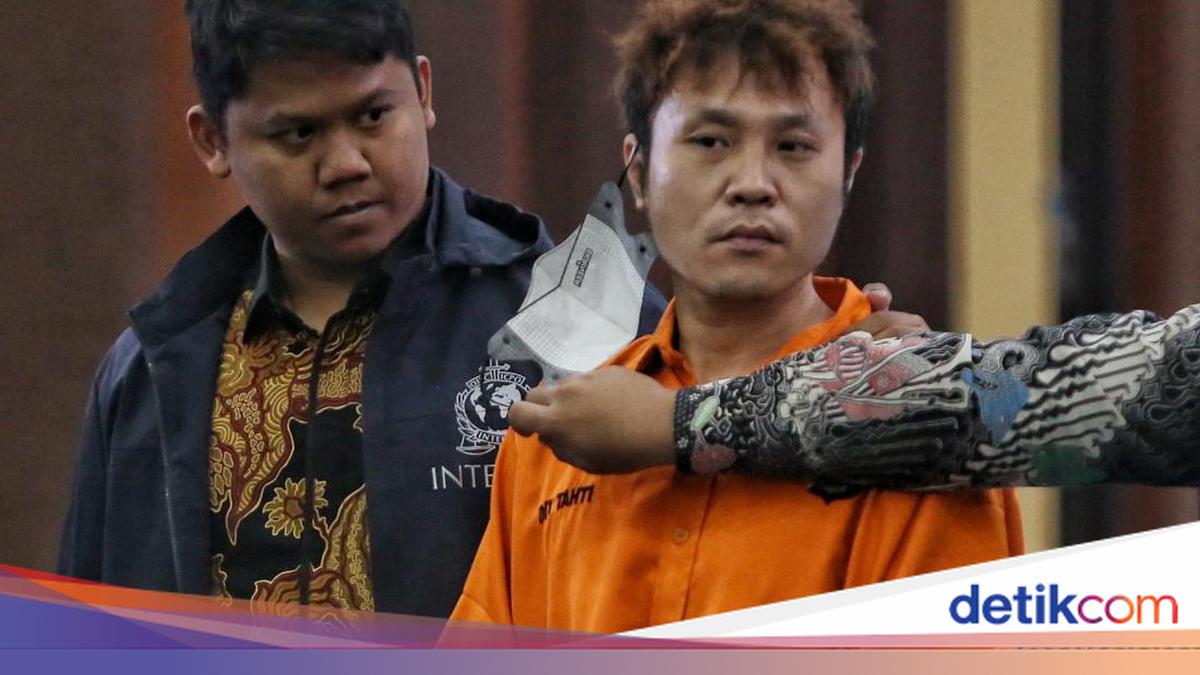 Pelarian Buron Most Wanted China Berakhir Saat Masuki RI