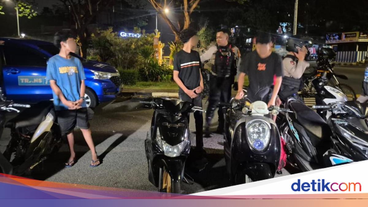Brimob Polda Metro Bubarkan Balap Liar di Jaktim, Sita 5 Motor