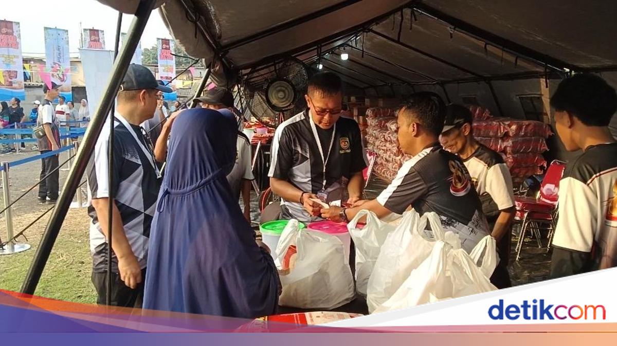 Polres Jakpus Gelar Pasar Murah Jelang Hari Bhayangkara, Warga Serbu Sembako