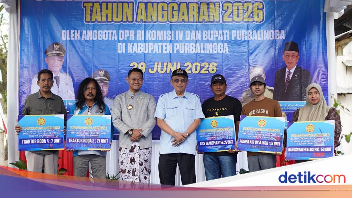 Legislator Gerindra Serahkan Bantuan Alsintan-Sarana Perikanan ke Petani Purbalingga