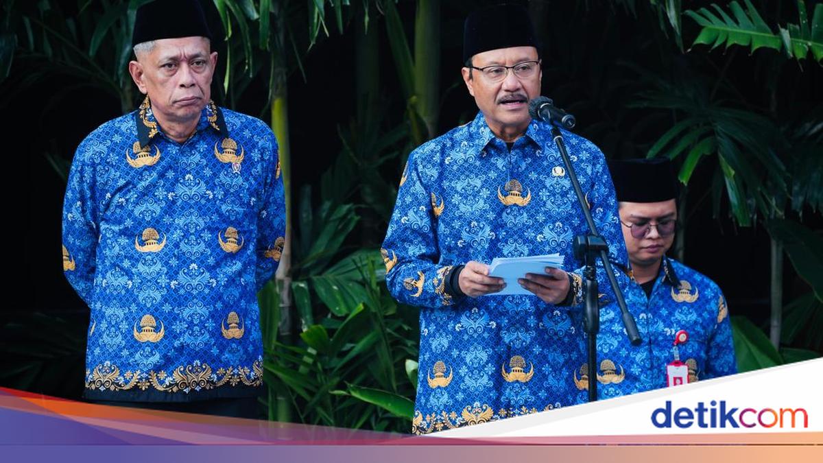 Pimpin Upacara Hari Keluarga, Gus Ipul Bacakan Puisi Berjudul Keluarga