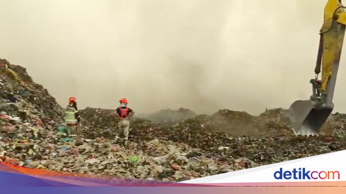BPBD Tangerang Minta Helikopter BNPB Padamkan Kebakaran TPA Jatiwaringin