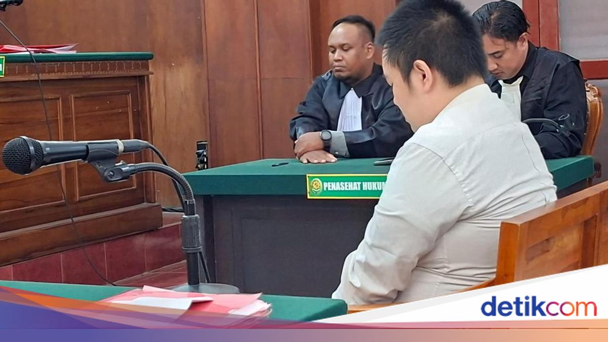 Tabrak Pedagang hingga Tewas, Pemobil Mabuk di Surabaya Divonis 8 Bulan Bui
