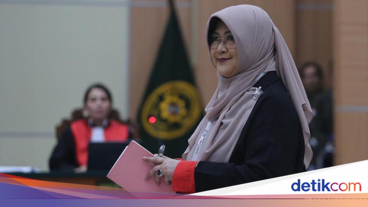 Jaksa: dr Tifa Sebar Info di Medsos agar Publik Percaya Ijazah Jokowi Palsu