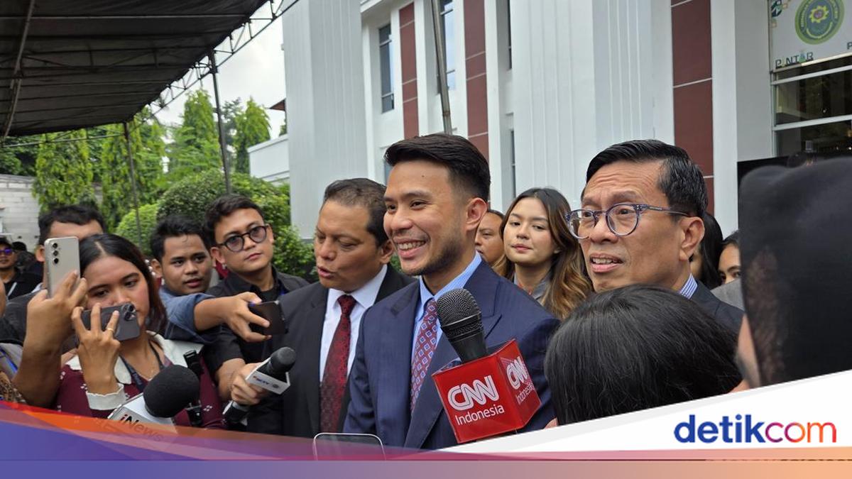 Pengacara Pastikan Jokowi Akan Hadiri Sidang dr Tifa: Siap Tunjukkan Ijazah