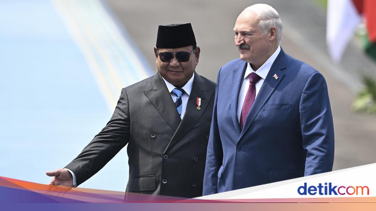 Usai Bertemu Bilateral, Prabowo Lepas Kepulangan Presiden Belarus di Halim