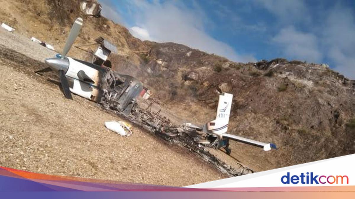 Lokasi Pesawat AMA Dibakar di Ketinggian 2.292 Mdpl, Evakuasi Terhambat
