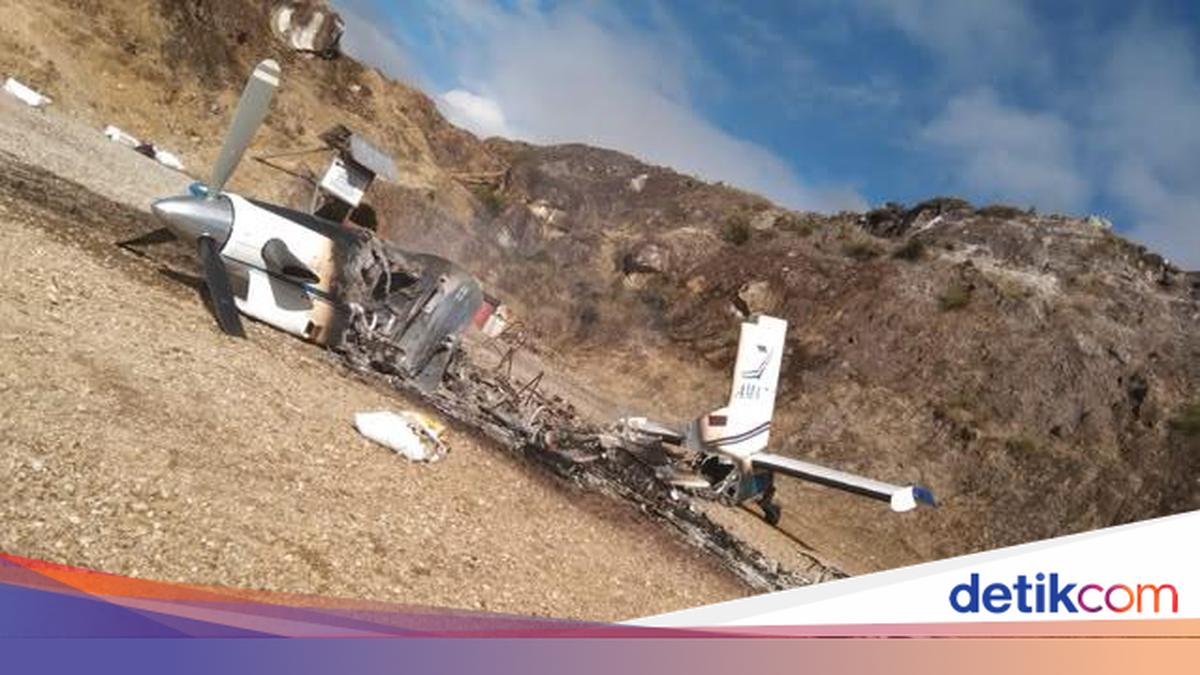 Pesawat AMA PK-RCY Dibakar KKB di Papua Usai 67 Tahun Layani Penerbangan