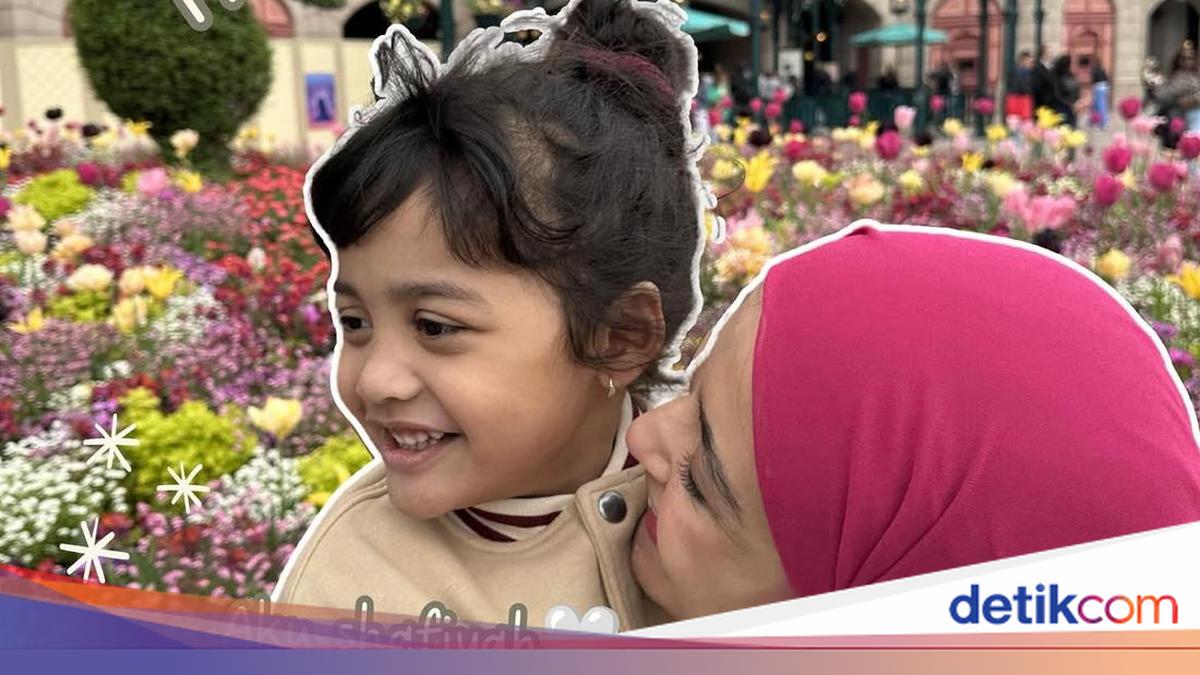 Semangat dan Doa Shireen Sungkar Dampingi Anak Idap Autisme