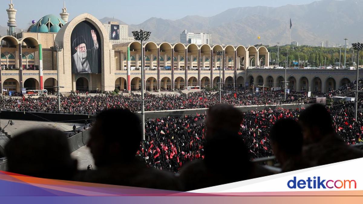 Iran Mulai Prosesi Pemakaman Khamenei, Ribuan Pelayat Padati Teheran