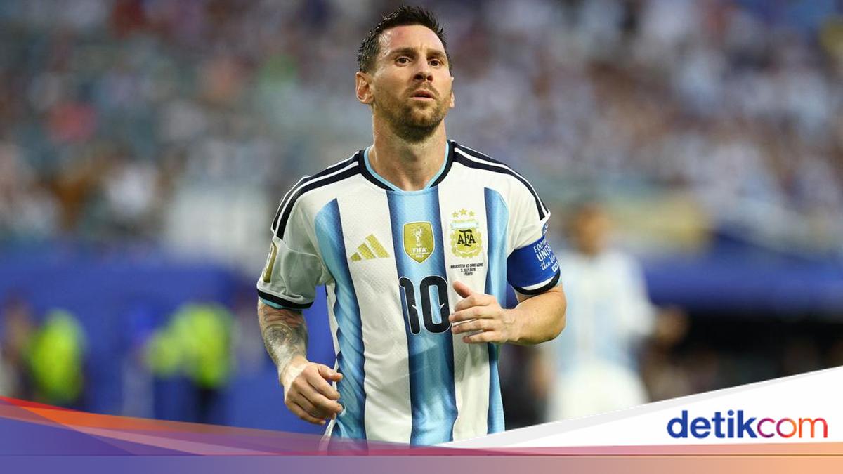 Messi vs Inggris: akhirnya terjadi juga — photo: detikSport