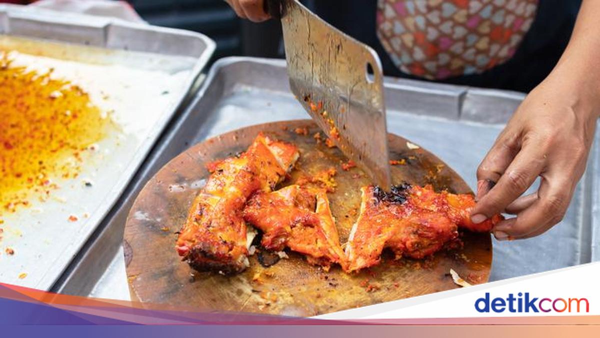 Aroma Ayam Gorengnya Menganggu, Penjual Ini Didenda Rp 8 Juta!