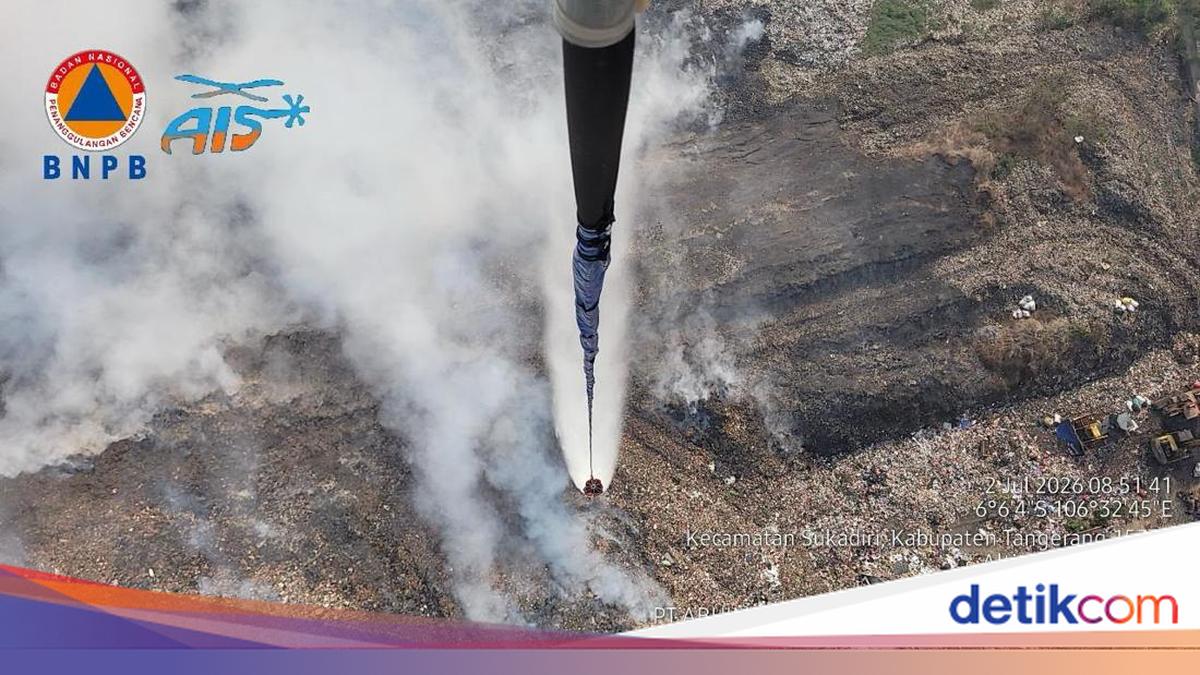 5 Fakta Sepekan Api di TPA Jatiwaringin Belum juga Mati
