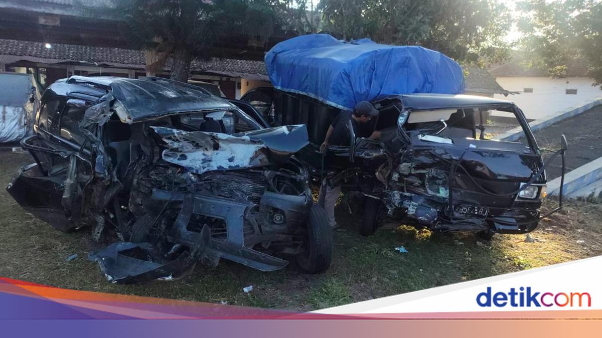 Kecelakaan Mobil Taruna Vs Pikap di Magelang, 1 Orang Meninggal Dunia