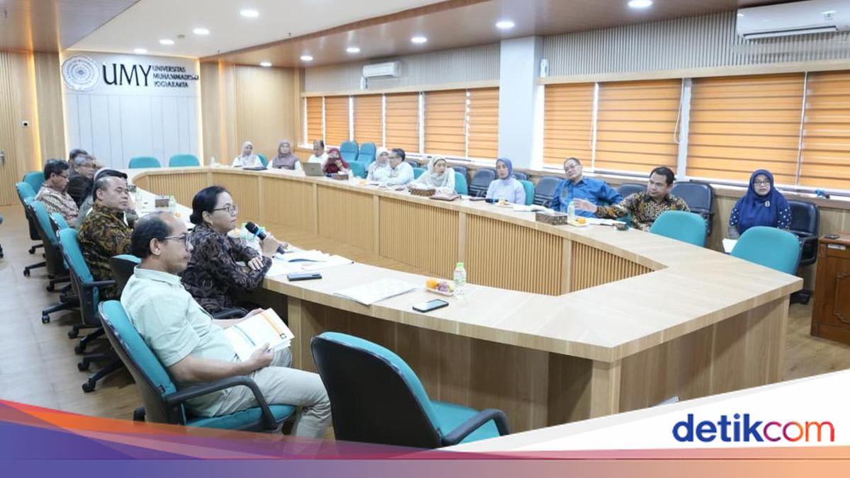 DPR dan UMY Gelar FGD Bahas Persoalan Regulasi Perguruan Tinggi Swasta
