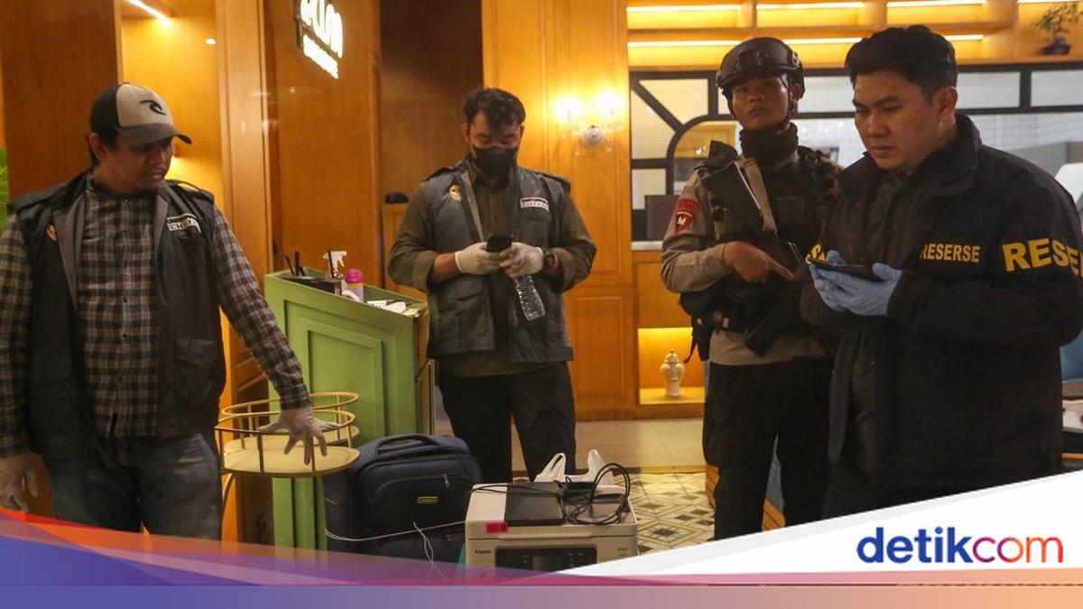Brankas di Kafe de'Clan yang Digeledah Polisi Berukuran 2x1 Meter, Ini Isinya