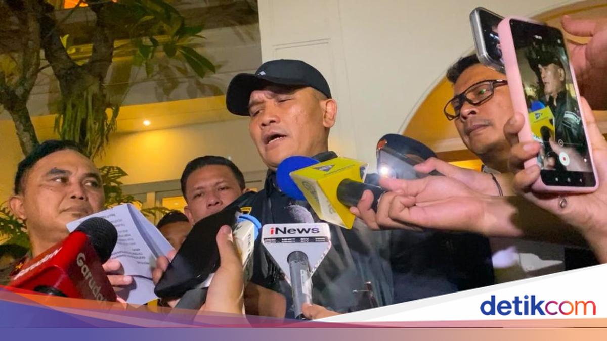 Fantastis! Polisi Temukan Uang di Brankas Besar Kafe de'Clan Rp 60 Miliar