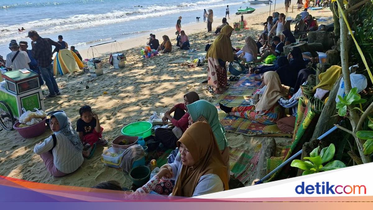 Anak Krakatau Sempat Erupsi, Pengelola Pastikan Pantai Anyer-Carita Aman