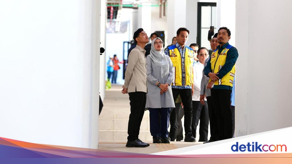 Gibran Puji Arsitektur Bergaya Osing di Pasar Induk Banyuwangi