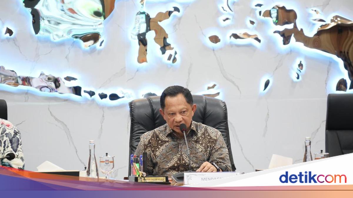 Mendagri Minta Pemda Kebut Program BSPS demi Capai Target 400 Ribu Rumah