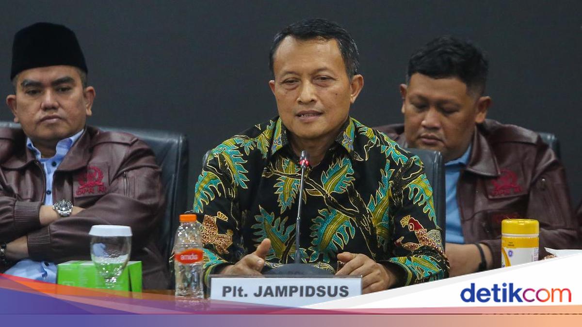 Plt Jampidsus Ungkap Pesan JA Tangani Kasus Febrie Secara Profesional
