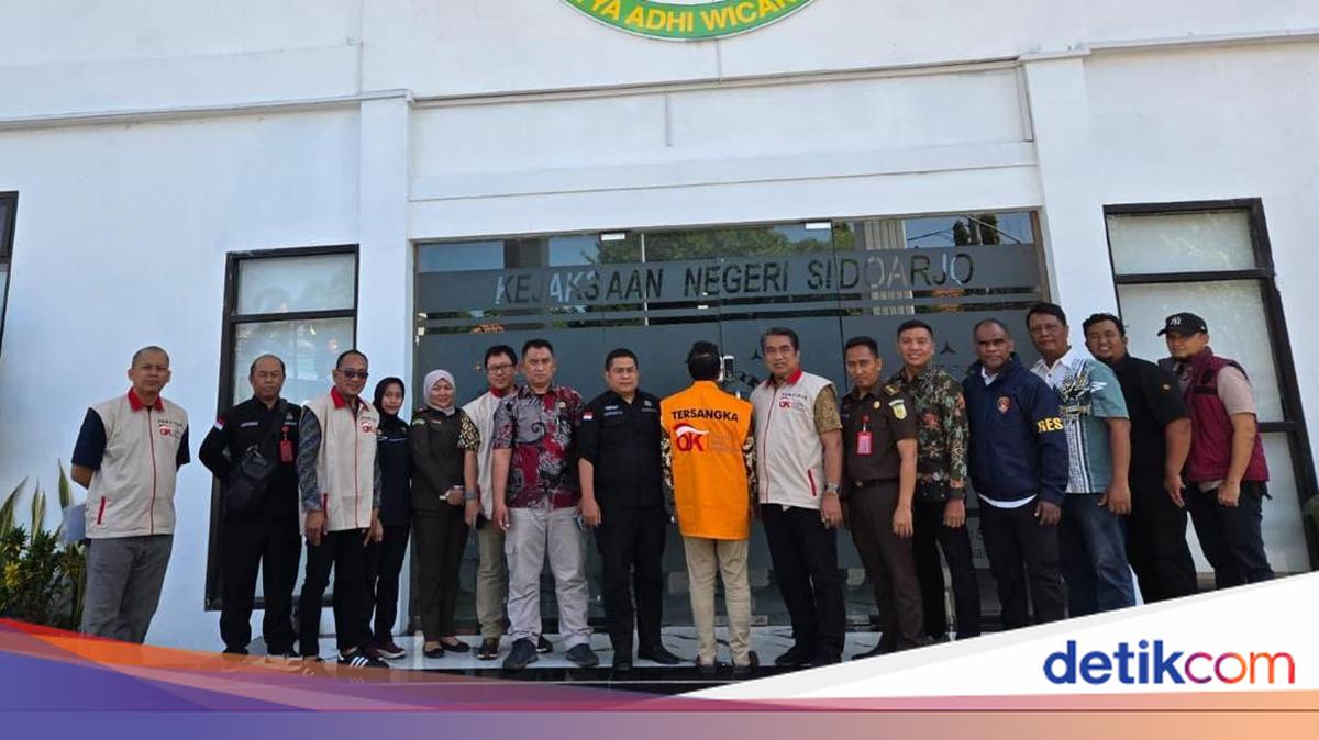 OJK Serahkan Tersangka Dugaan Pidana Perbankan ke Jaksa