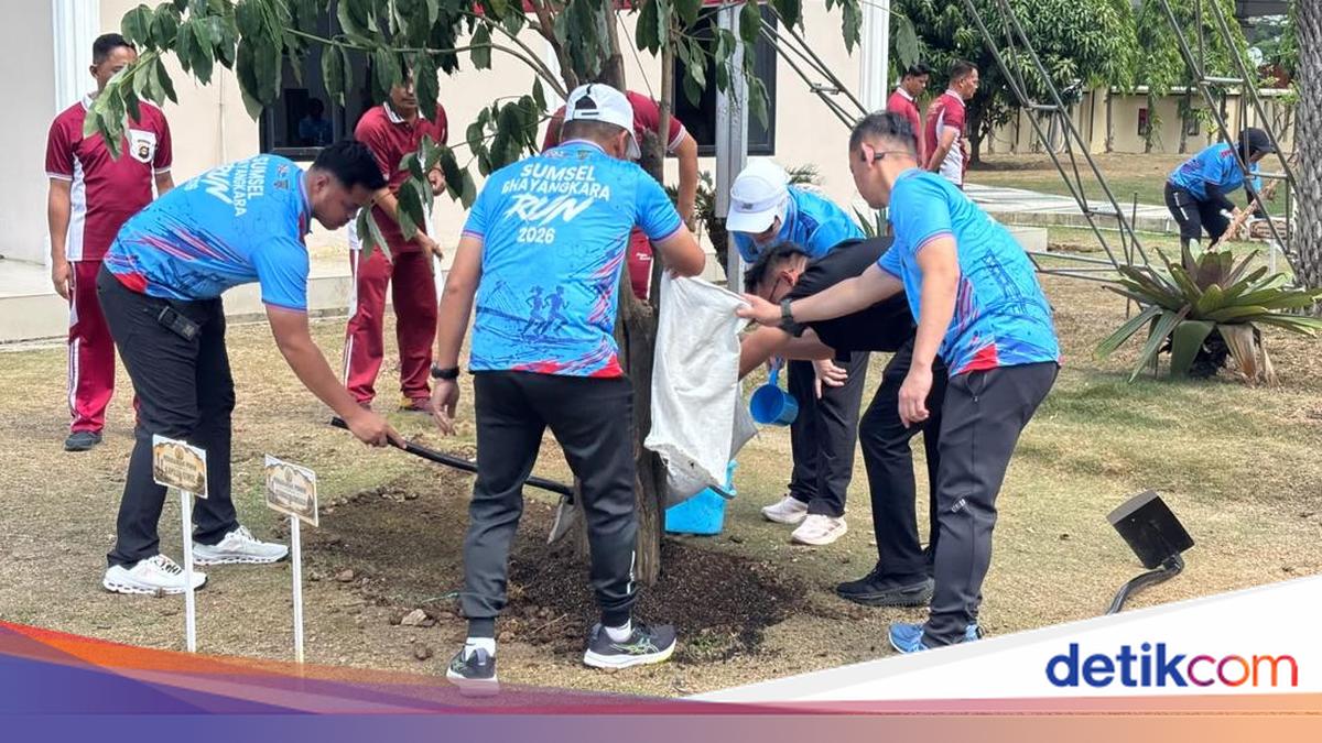 Kapolda Sumsel Pimpin Penanaman Pohon Dukung Pelestarian Lingkungan