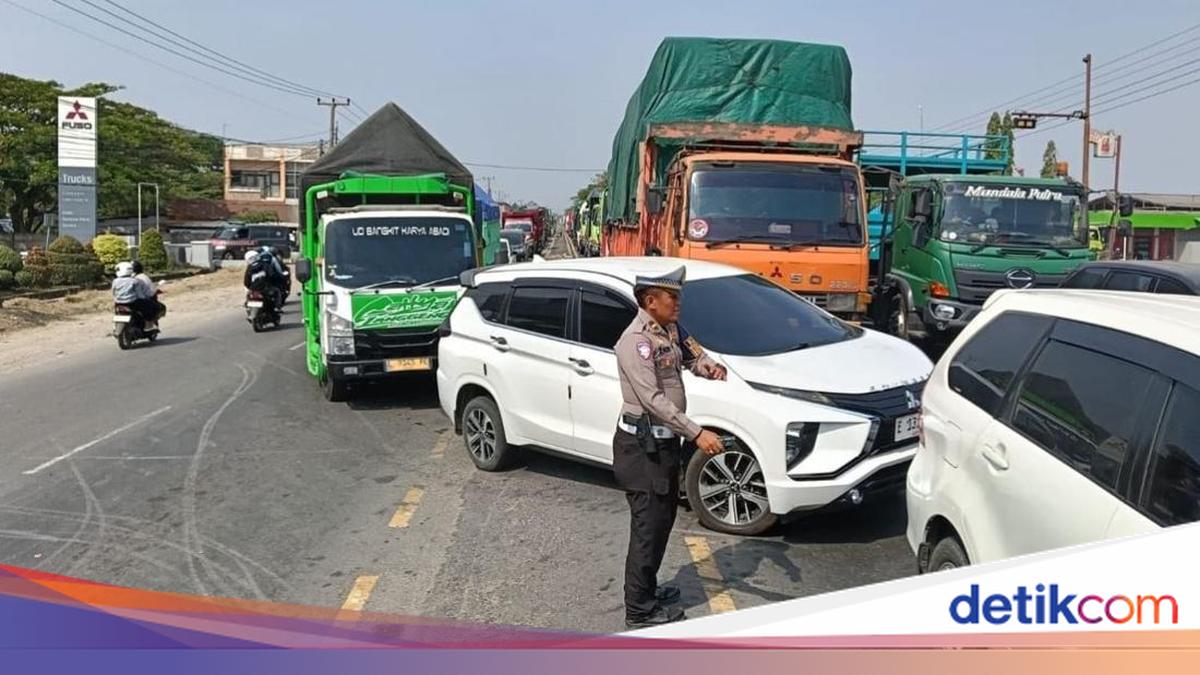 Identitas 10 Korban Tewas Kecelakaan Beruntun di Pantura Indramayu