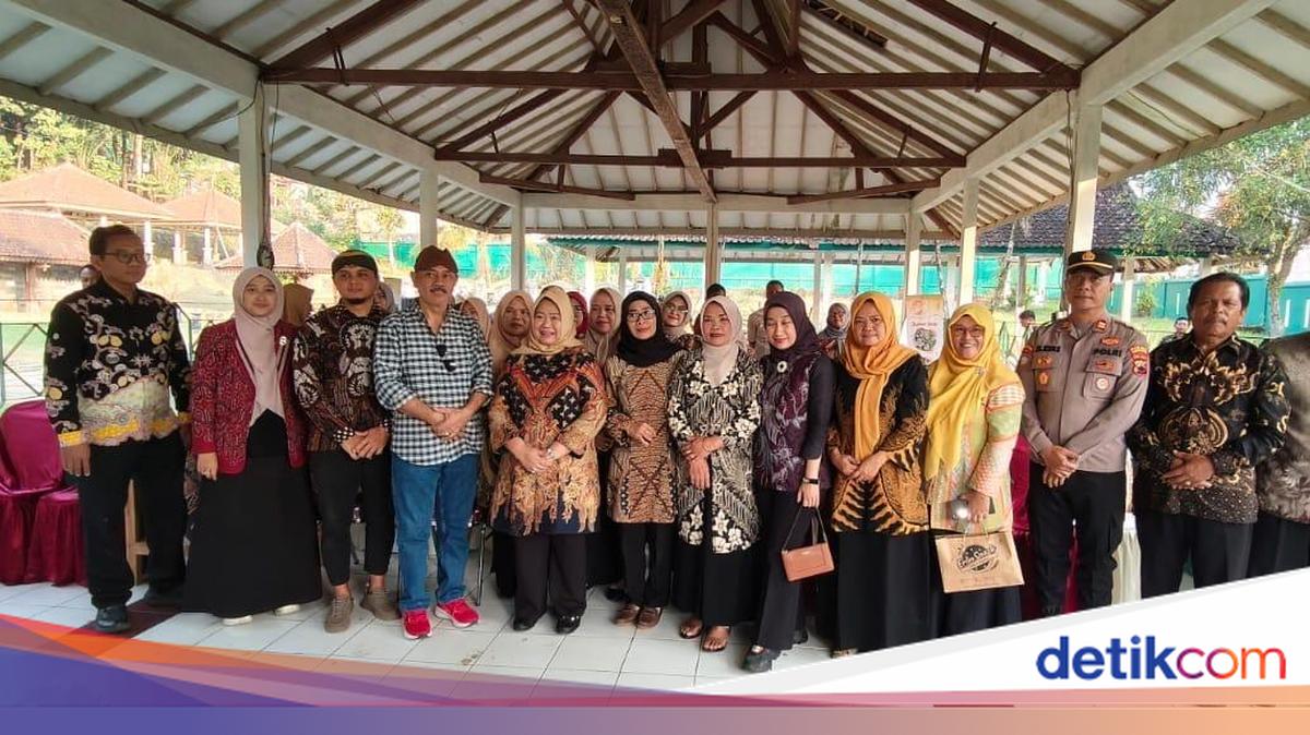 Siti Fauziah Sebut Pasar Jadoel Reborn Pabelan Contoh Motor Ekonomi Rakyat