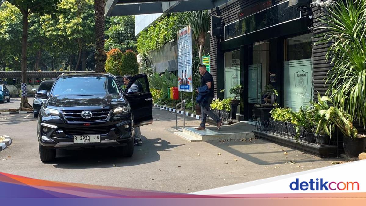FBI-Secret Service AS Cek Uang Sitaan Terkait Kasus Febrie Adriansyah