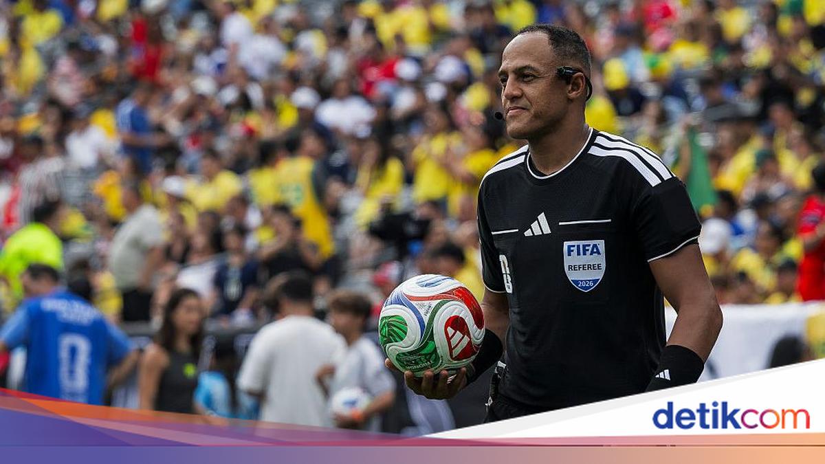 Pria di Balik Peluit Terbesar 2026 — photo: detikSport