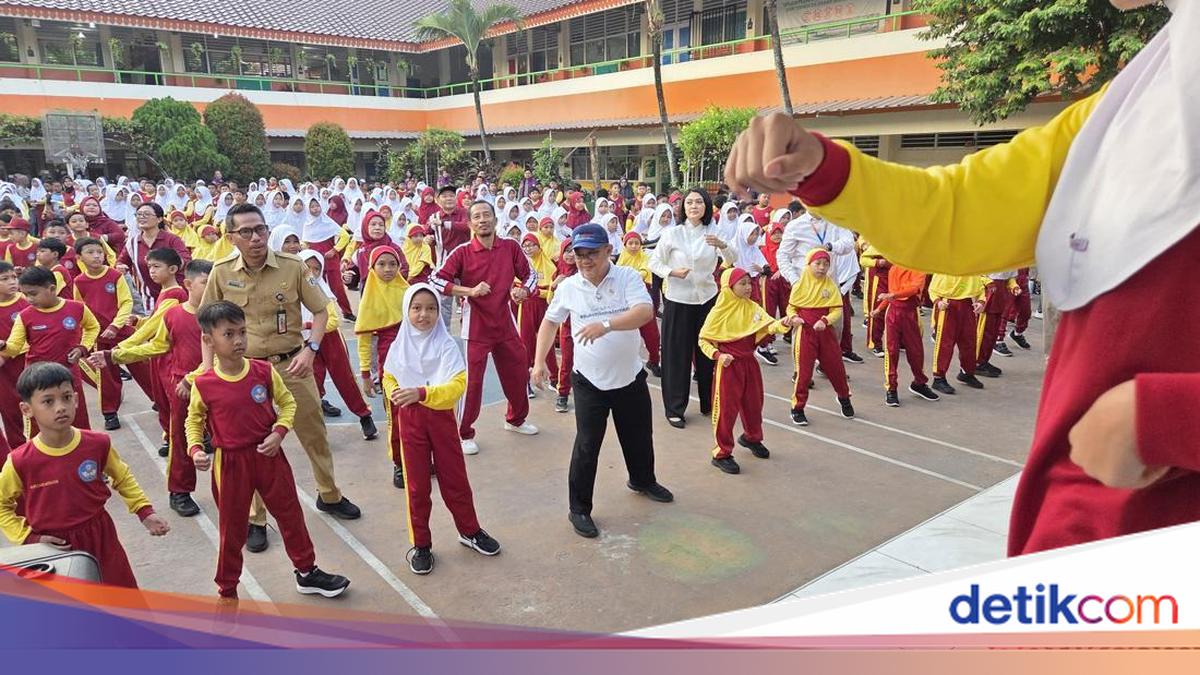 Mendikdasmen Cek MPLS SDN Jaksel Usai Teror Bom, Beri Trauma Healing