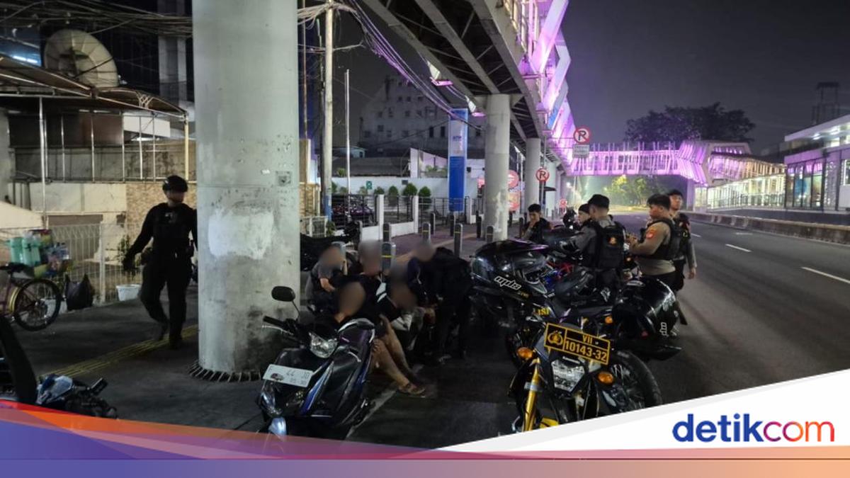 Brimob Gagalkan Balap Liar di Rawamangun Jaktim, 4 Motor Disita