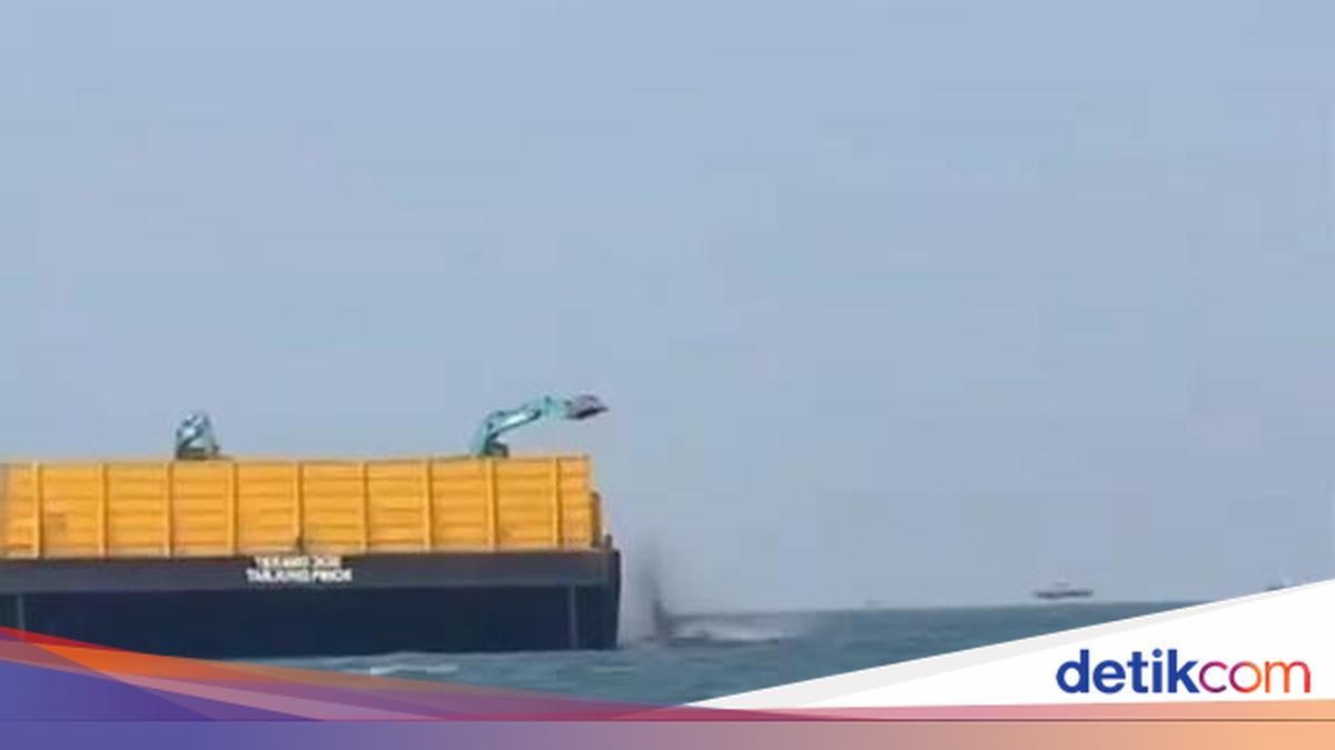 GILA! Tongkang Nyolong Buang Bebatuan ke Laut Banten, Ini Dalihnya!