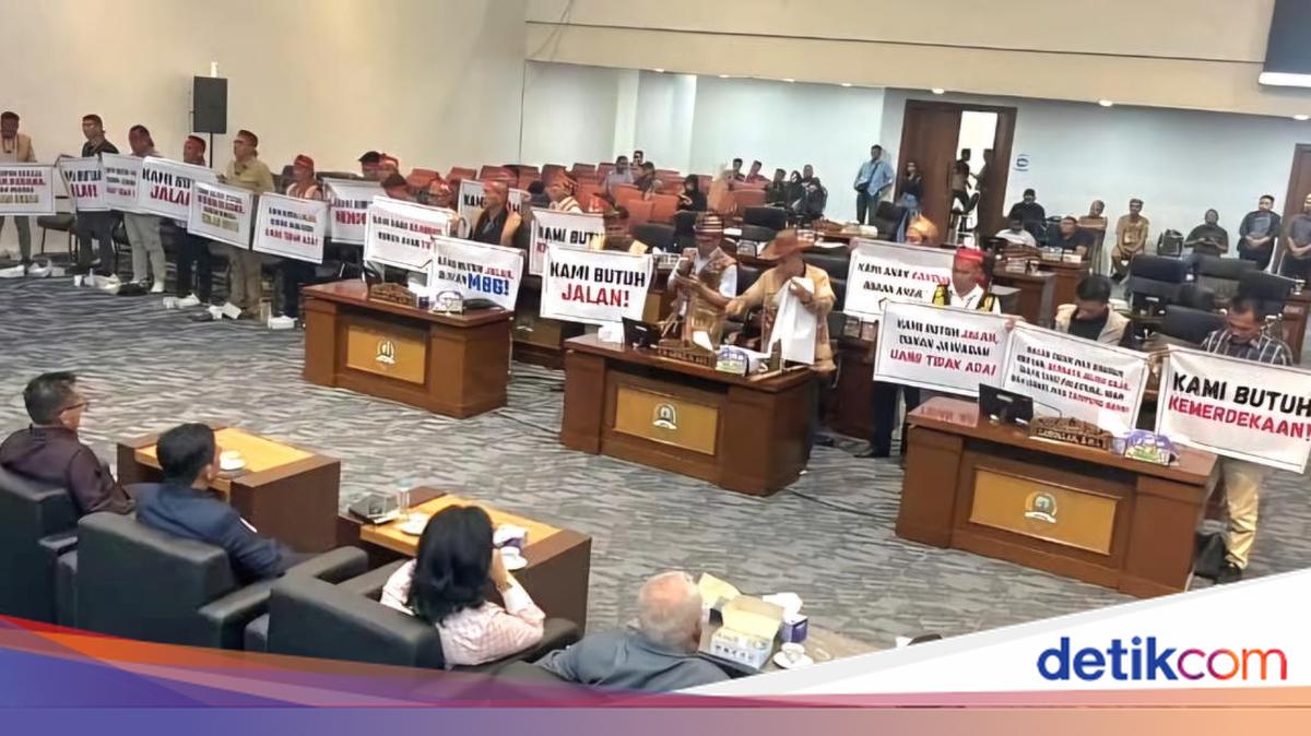 Warga Nunukan Protes Jalan Lumpuh Total, Geruduk DPRD Kaltara