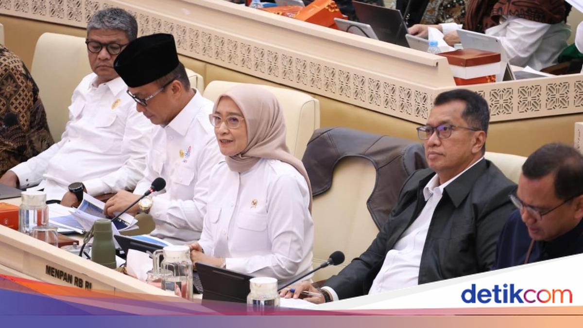 MenPAN-RB Sampaikan Capaian Kinerja Tahun 2025 di Rapat Kerja DPR RI