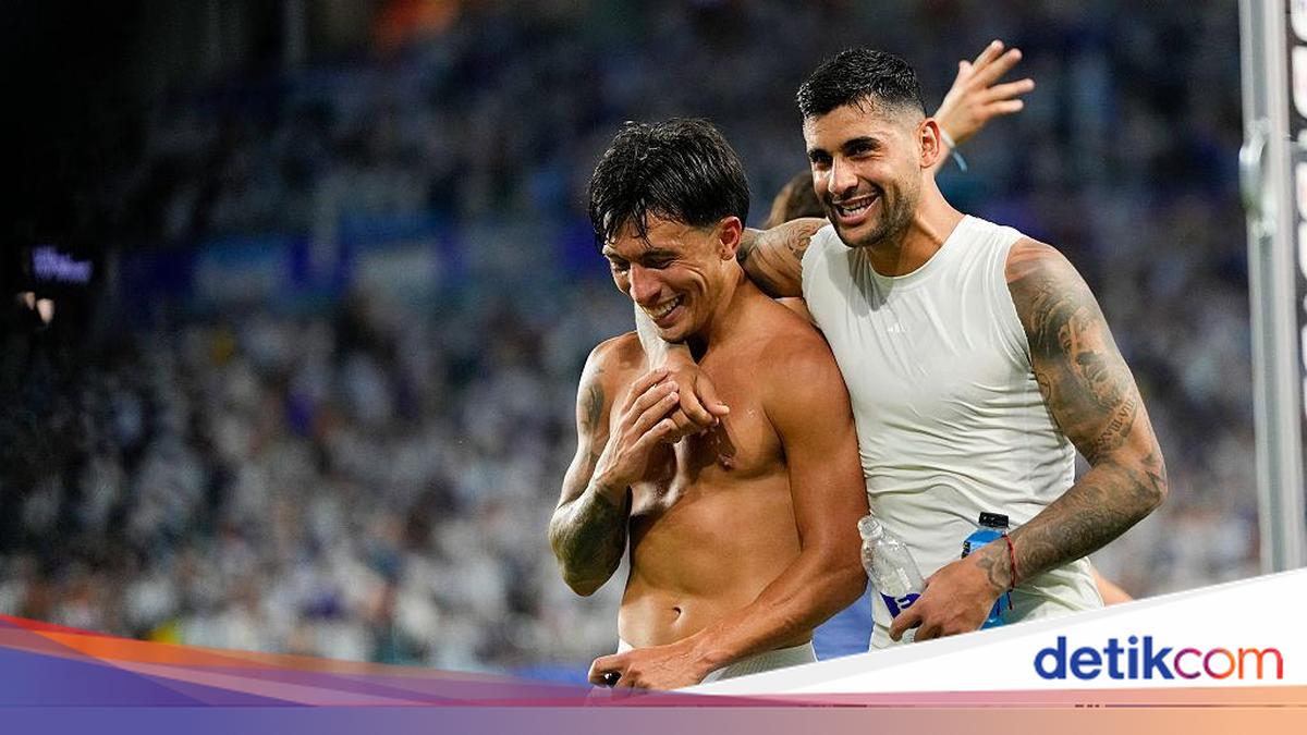 Panas Dua Bek Argentina Vs Legenda MU