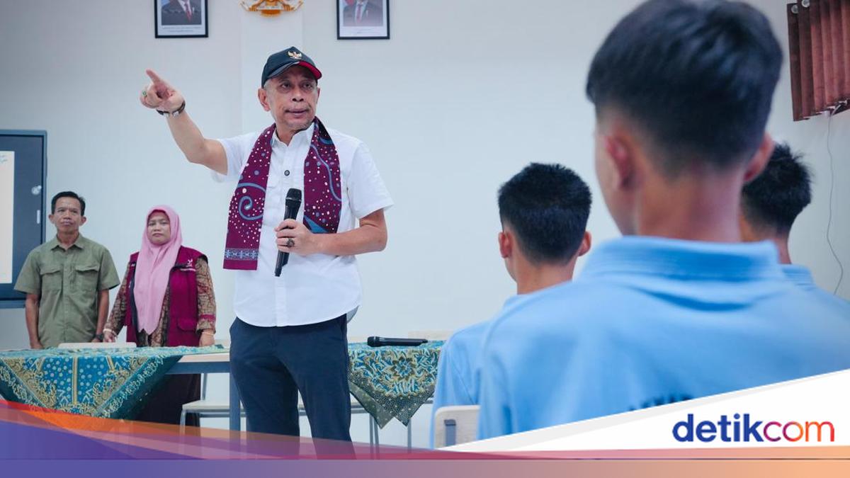 Wamensos Yakinkan Setiap Siswa Sekolah Rakyat Berharga dan Punya Potensi