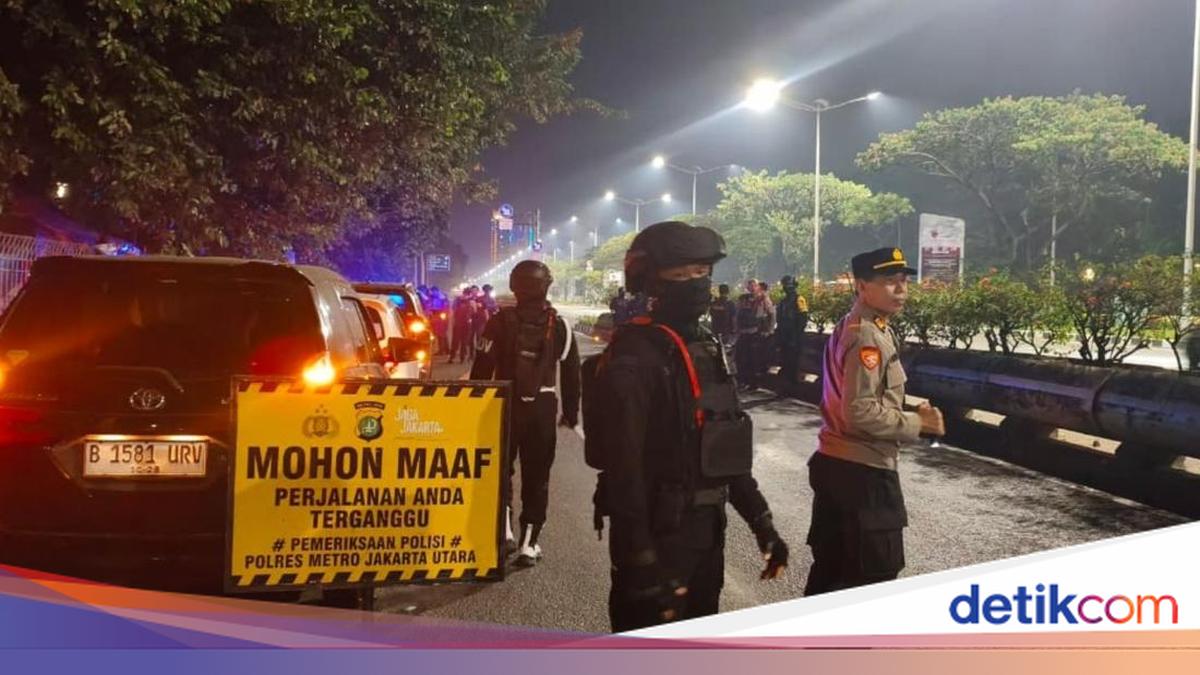 Brimob Polda Metro Tangkap 3 Pelaku Begal dan 3 Orang Bawa Narkoba di Jakut