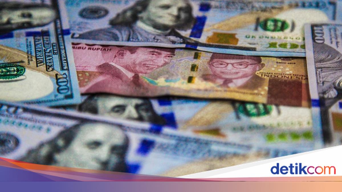 Dolar AS Kuat Tekan Rupiah, Kembali Sentuh Level Rp 18.000 per US$