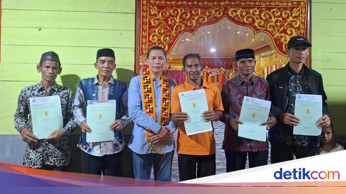 21 Tahun Menanti, 441 Keluarga Transmigran Simeulue Kini Miliki SHM
