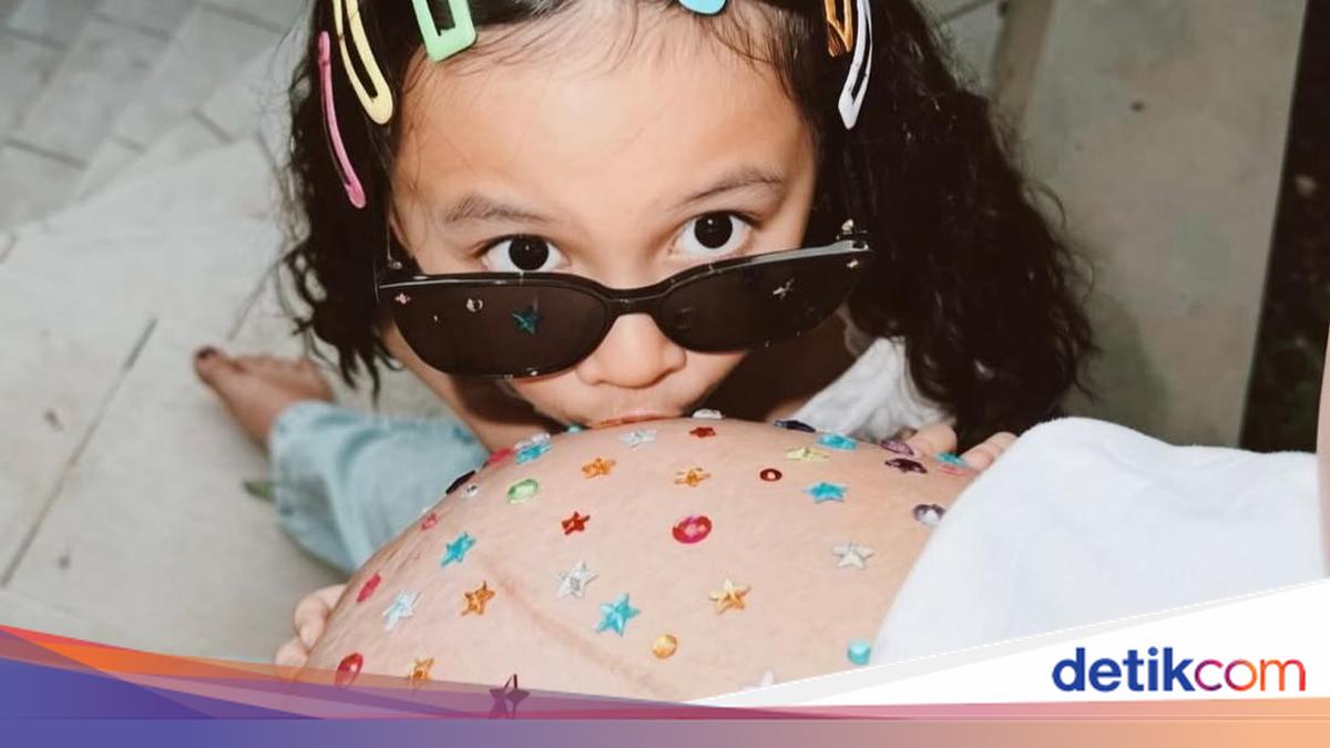 Eriska Nakesya Hamil Lagi?