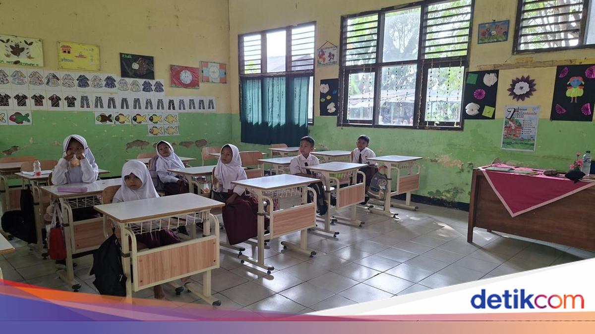 SDN Keramat Serang Hanya Terima 7 Siswa Baru, Belajar Digabung Kelas 2