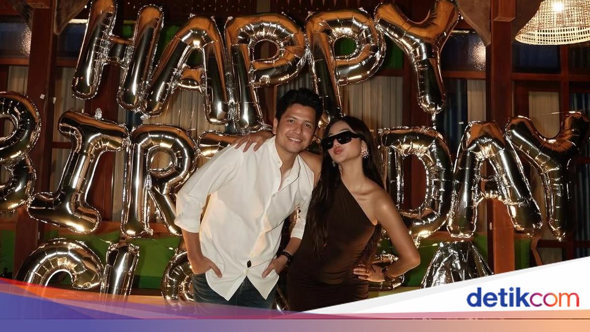 Spesial! Glenca Chysara Dapat Kado Panci Mahal dari Suami saat Ultah ke-31