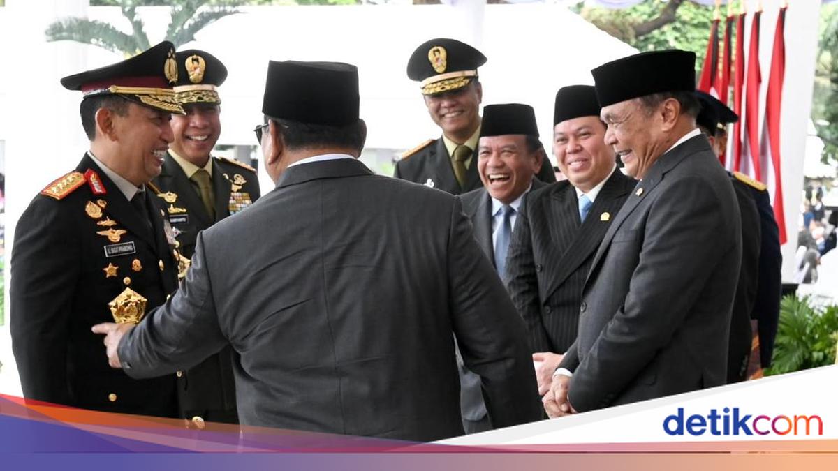 Hangat Penuh Tawa, Momen Kompak Kapolri-Panglima TNI Dampingi Prabowo di Praspa 2026