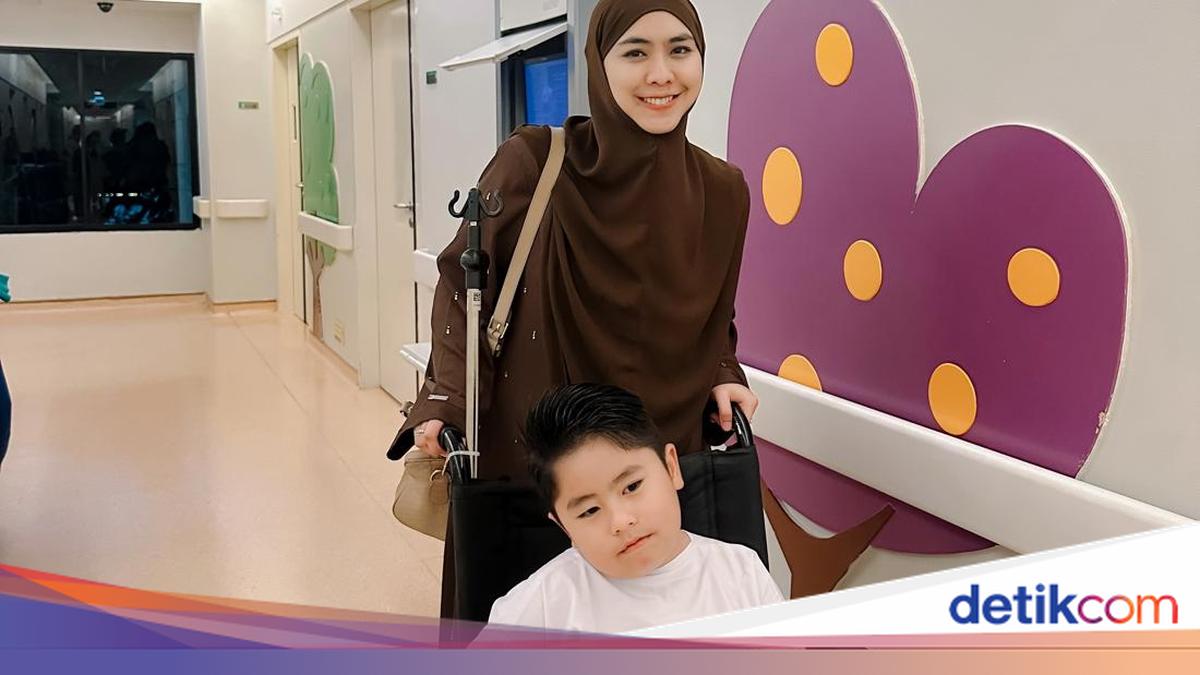 Perasaan Oki Setiana Dewi Usai Sulaiman Dikhitan