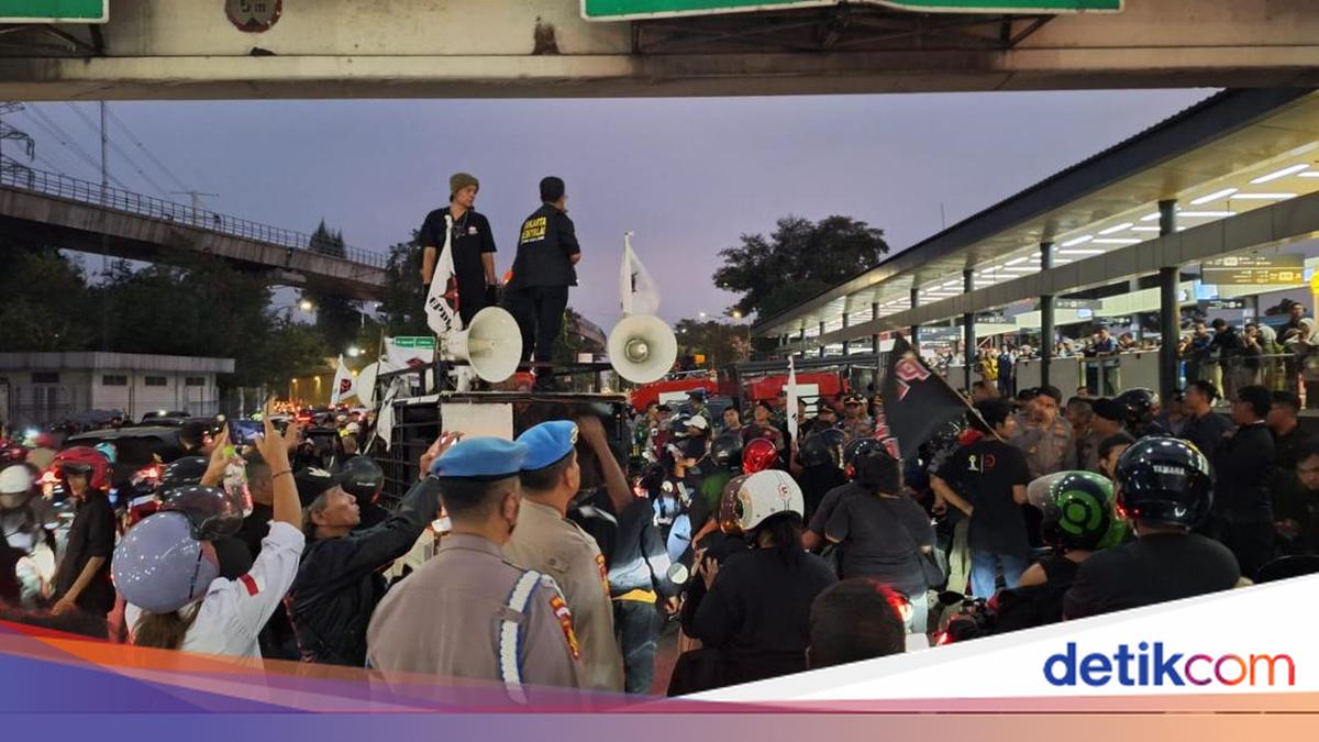 Respons Kodam Jaya soal Warga Senen Demo Tolak Pengosongan Lahan