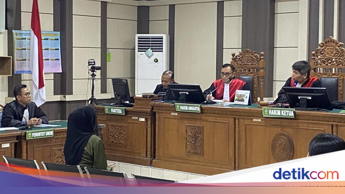 Fadia Arafiq Didakwa Gratifikasi Rp 2,89 M di Kasus 'Politik Outsourcing'